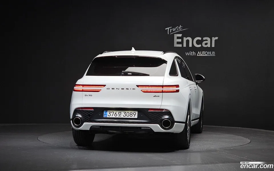 Genesis GV70 2.5T AWD 2023 — thumbnail 4