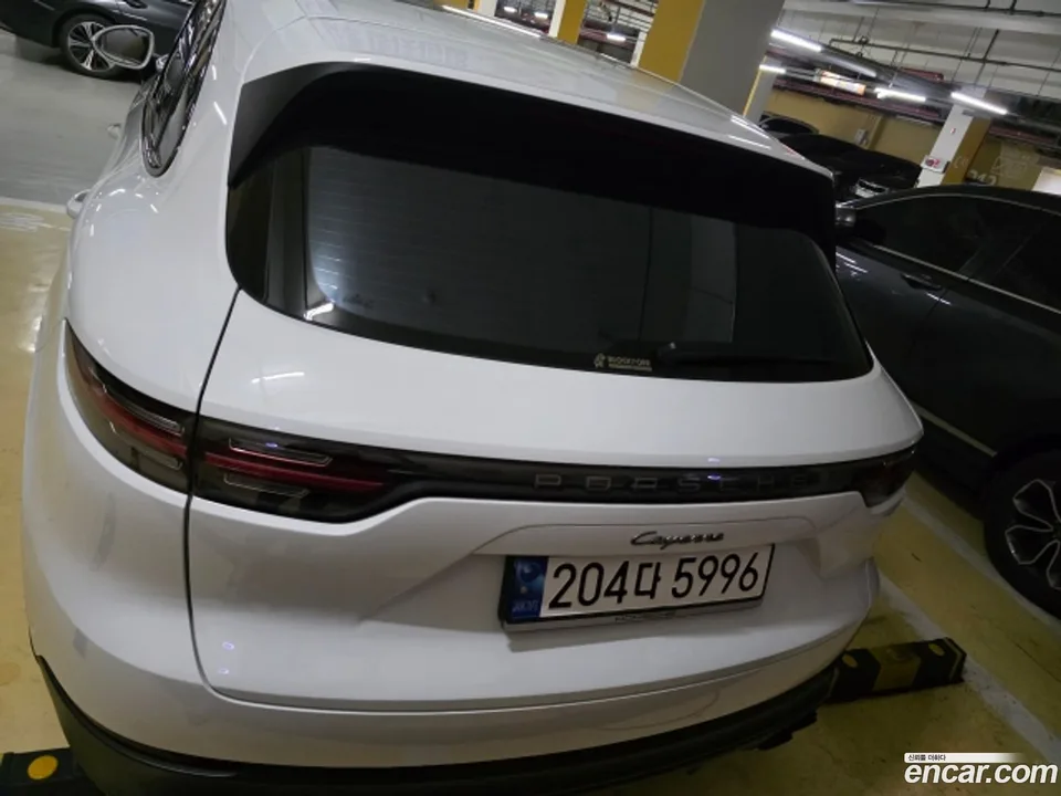 Porsche Cayenne 3.0 2022 — thumbnail 4