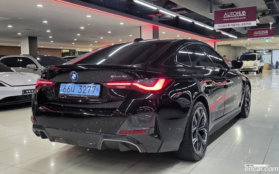 BMW i4 eDrive40 M 2023 — thumbnail 2