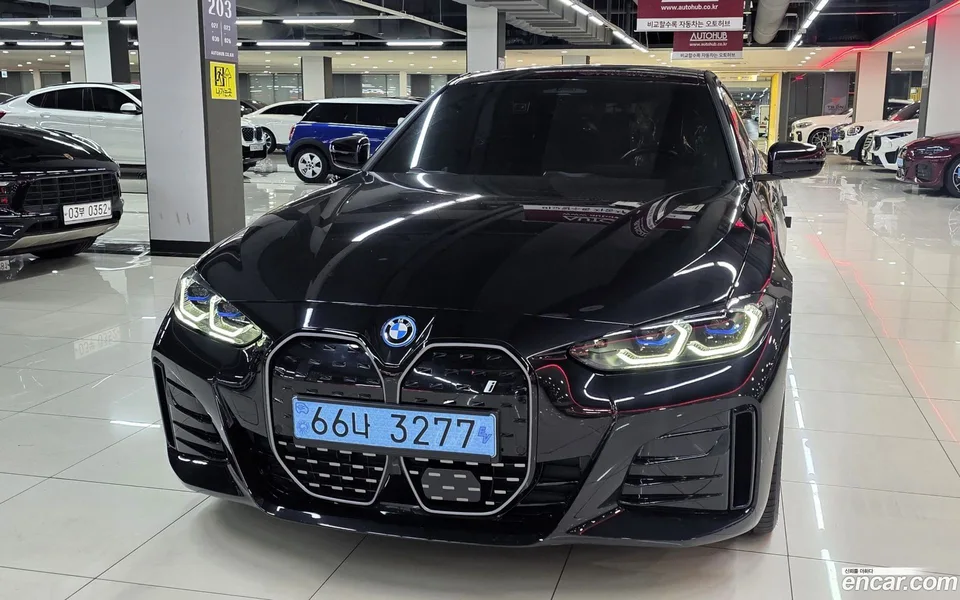 BMW i4 eDrive40 M 2023 — thumbnail 3