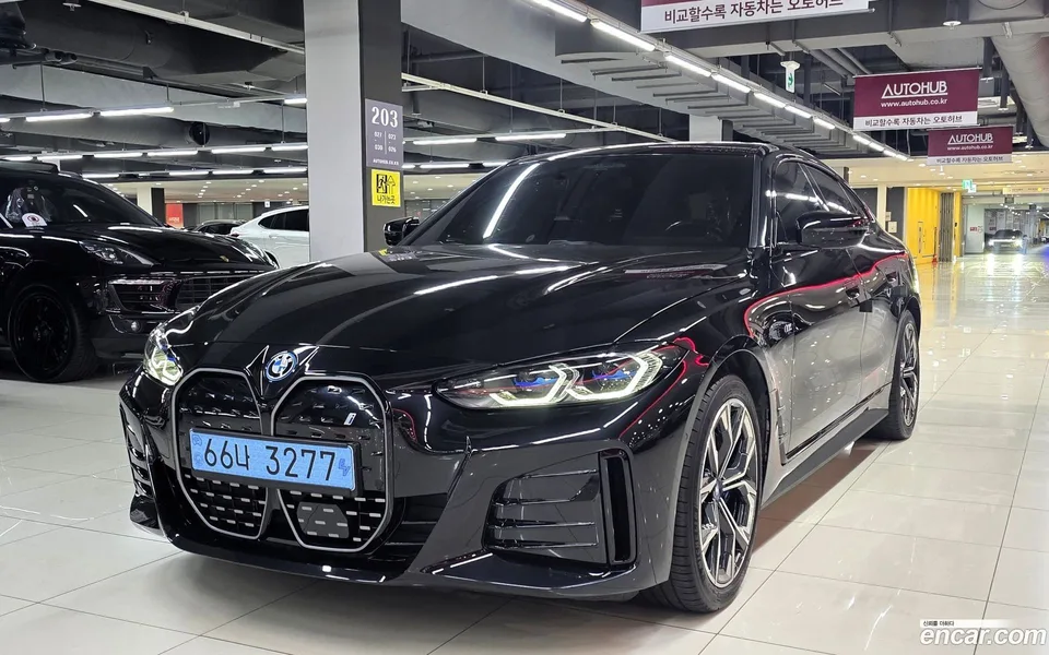 BMW i4 eDrive40 M 2023 — photo 1, buy with delivery to Moscow