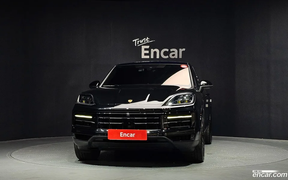 Porsche Cayenne 3.0 2025 — thumbnail 3