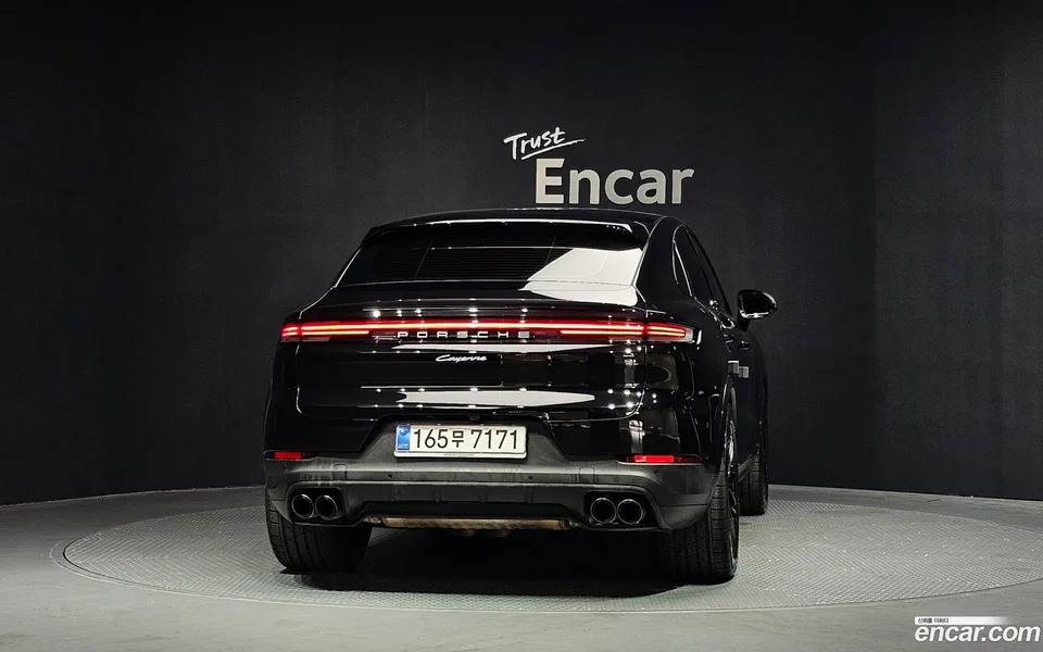 Porsche Cayenne 3.0 2025 — thumbnail 4
