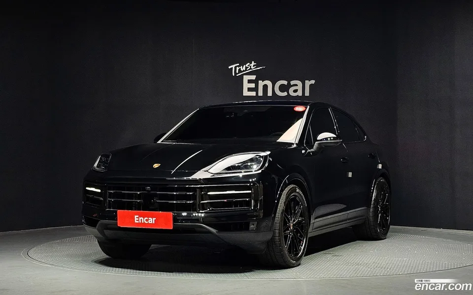 Porsche Cayenne 3.0 2025 — photo 1, buy with delivery to Moscow