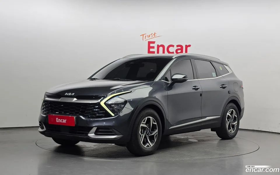 Kia Sportage 2.0 4WD 2022 — фото 1, купить с доставкой в Москву