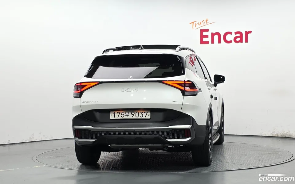 Kia Sportage Hybrid 2WD 2022 — thumbnail 4