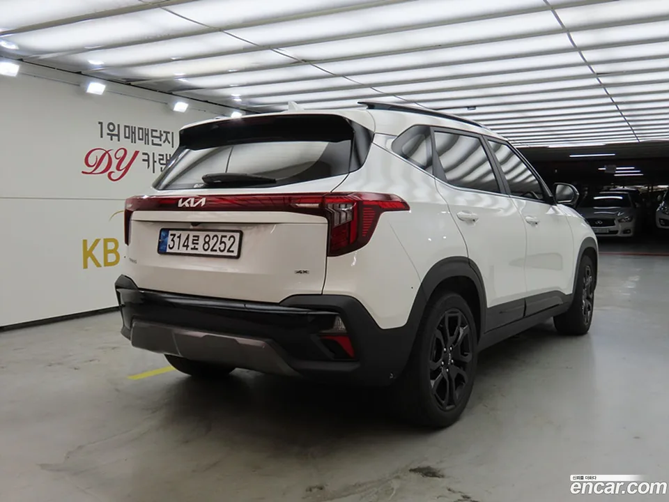 Kia Seltos 2.0 4WD 2023 — thumbnail 4