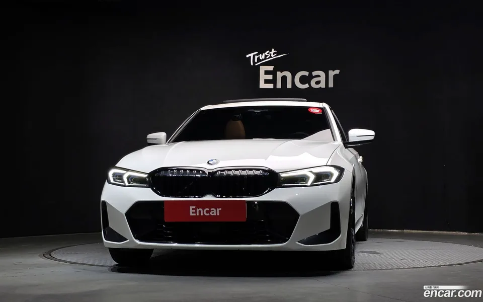 BMW 3 Series 320i M 2023 — миниатюра 3