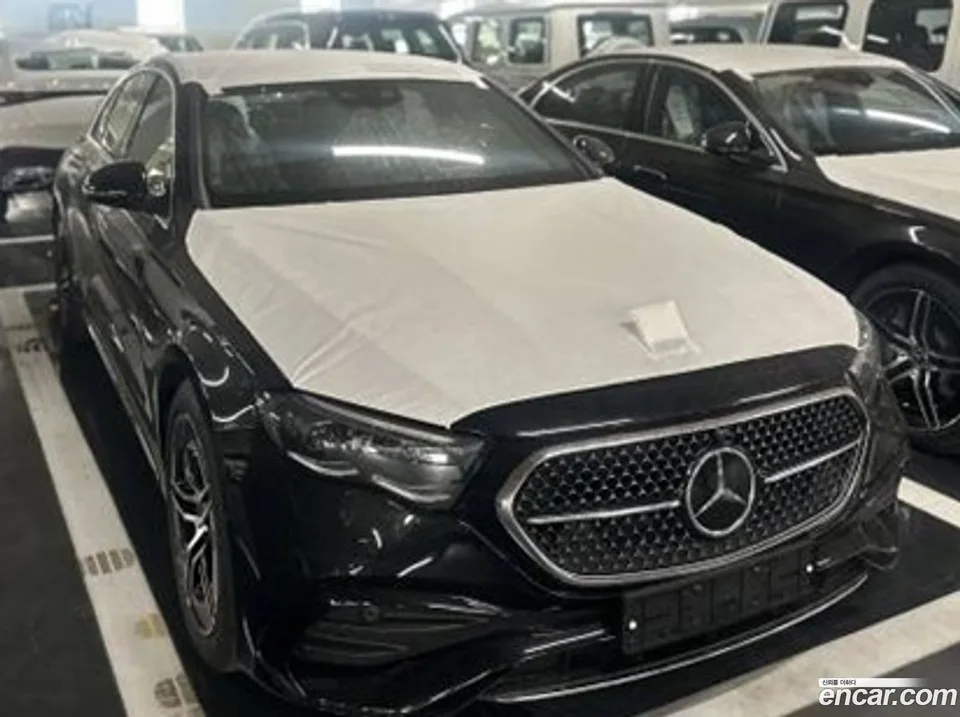 Mercedes-Benz E-Class E300 4MATIC AMG Line 2026 — thumbnail 3