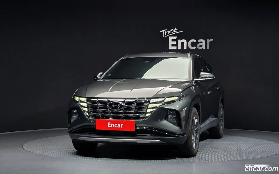 Hyundai Tucson Hybrid 4WD 2023 — thumbnail 3