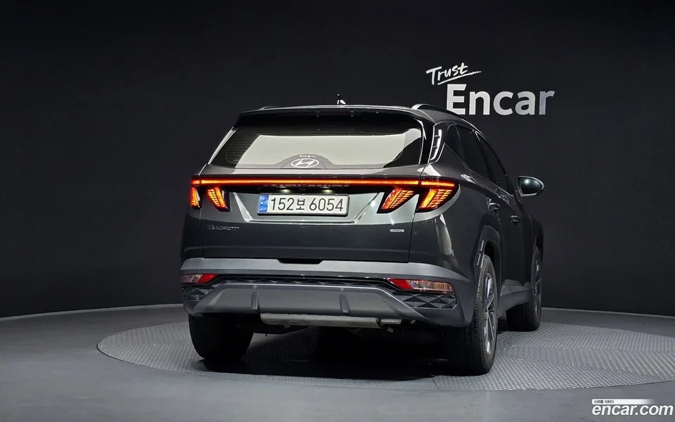 Hyundai Tucson Hybrid 4WD 2023 — thumbnail 4