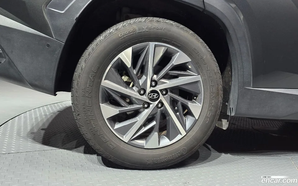Hyundai Tucson Hybrid 4WD 2023 — thumbnail 5