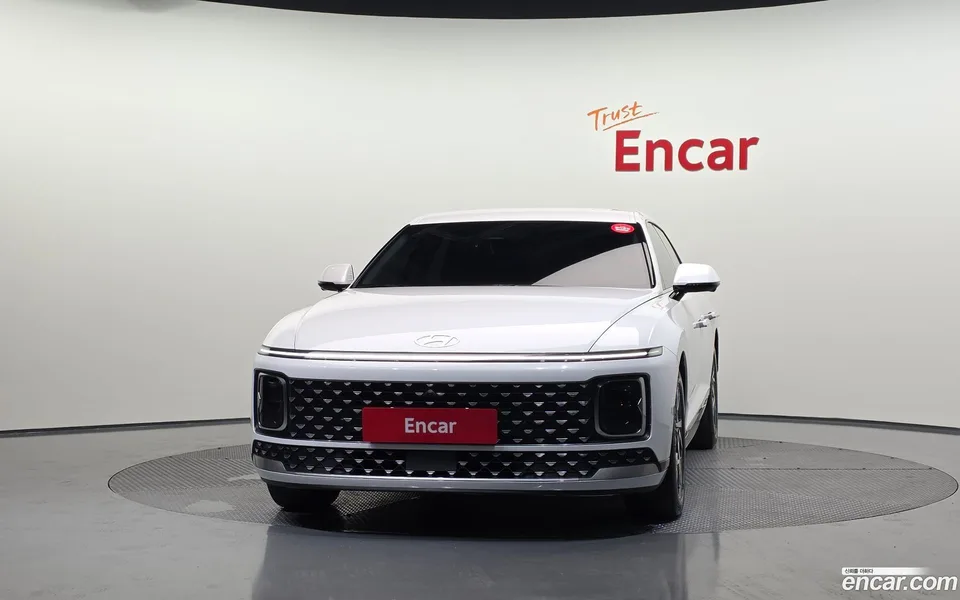 Hyundai Grandeur Hybrid 2025 — thumbnail 3