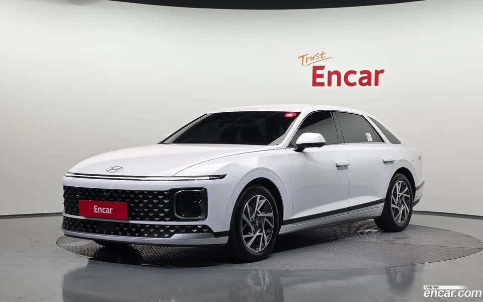 Hyundai Grandeur Hybrid 2025 — photo 1, buy with delivery to Moscow
