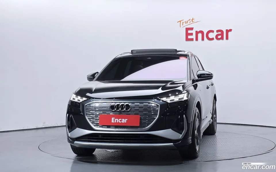 Audi Q4 e-tron 40 2022 — thumbnail 3