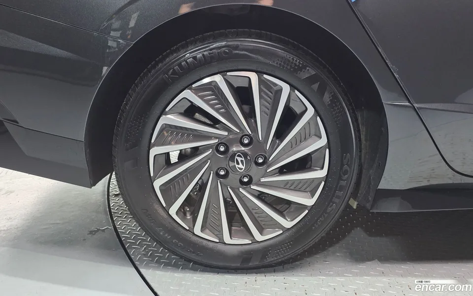 Hyundai Sonata The Edge Hybrid 2025 — thumbnail 5