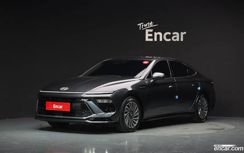 Hyundai Sonata The Edge Hybrid 2025 — photo 1, buy with delivery to Moscow