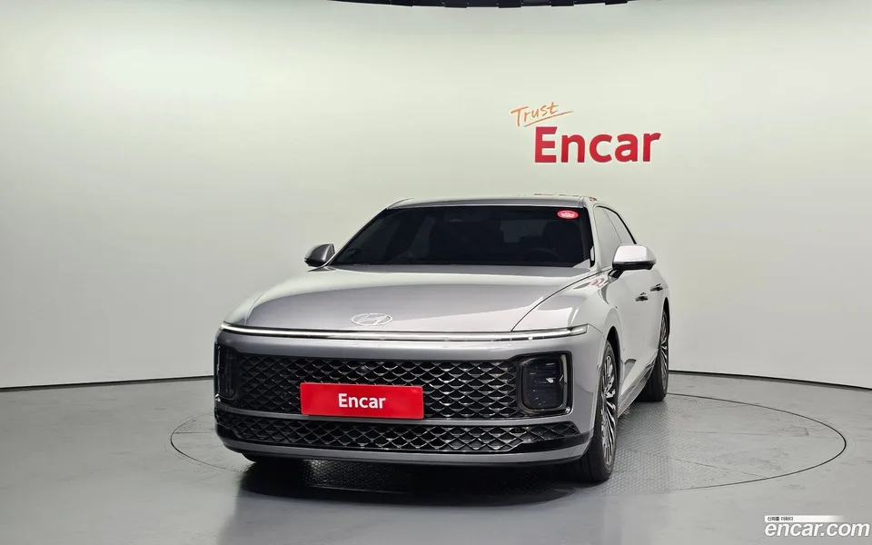 Hyundai Grandeur Hybrid 2023 — thumbnail 3