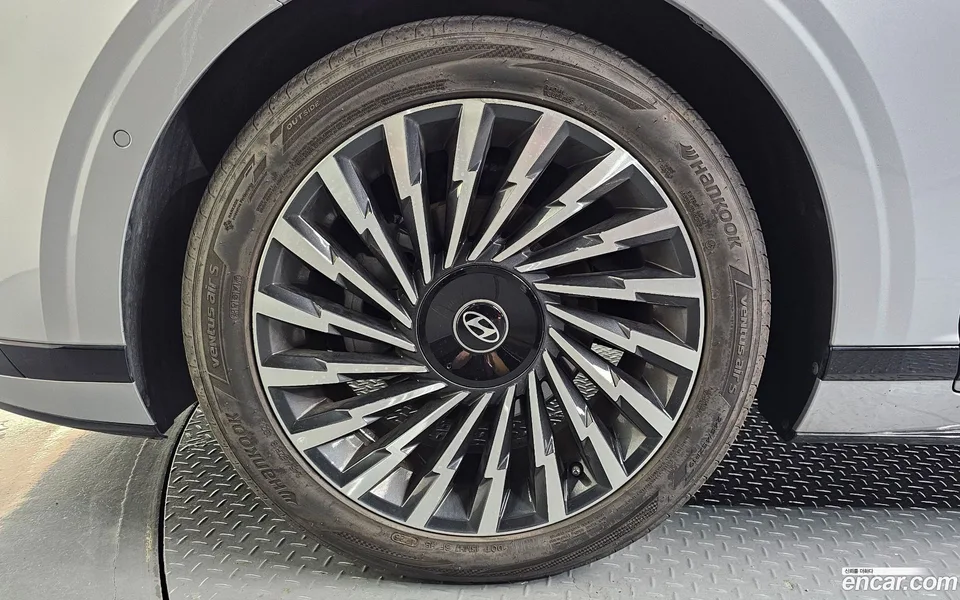 Hyundai Grandeur Hybrid 2023 — thumbnail 5
