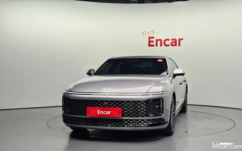 Hyundai Grandeur Hybrid 2023 — thumbnail 3