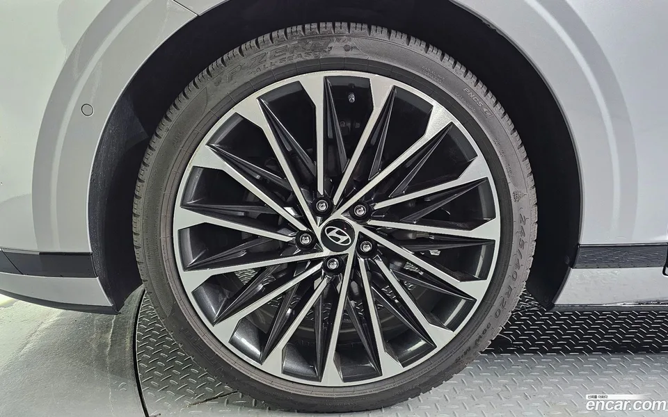 Hyundai Grandeur Hybrid 2023 — thumbnail 5