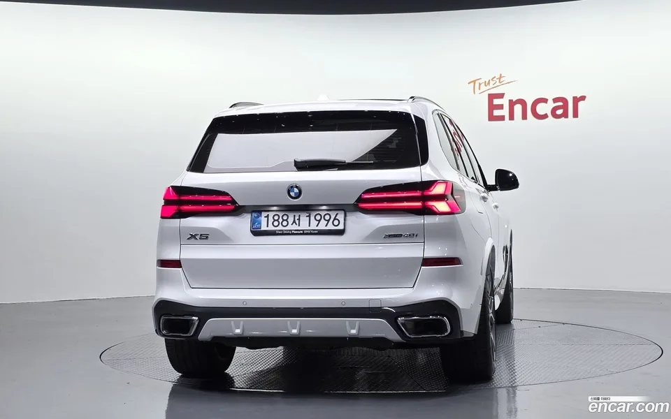 BMW X5 xDrive 40i M 2025 — thumbnail 4