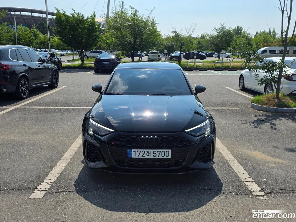 Audi RS3 (8Y) 2.5 TFSI 2023 — photo 1, buy with delivery to Moscow