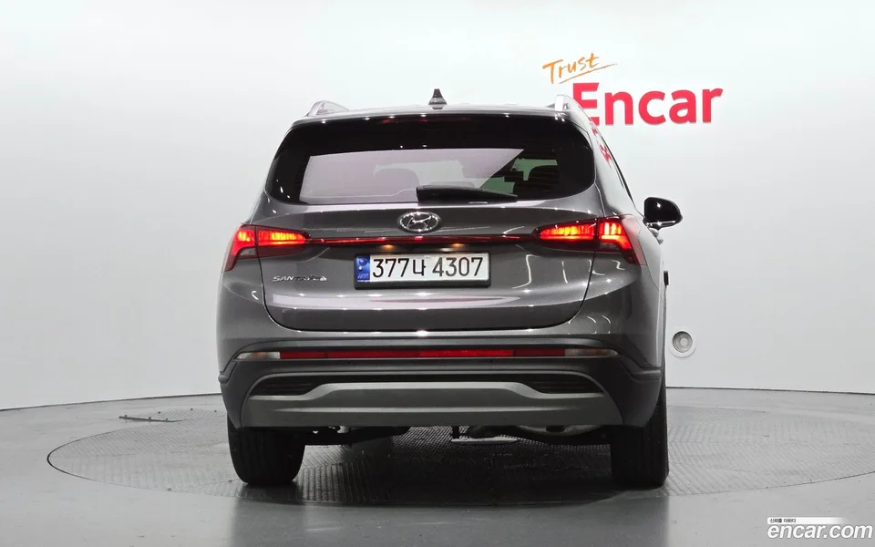Hyundai SantaFe 2.2 2WD 2022 — thumbnail 4