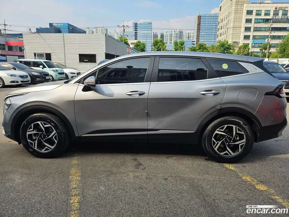 Kia Sportage 2.0 2WD 2022 — миниатюра 3