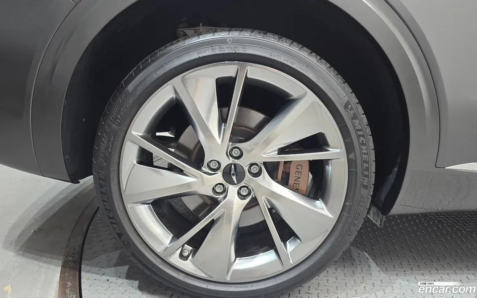 Genesis GV70 3.5T AWD 2024 — thumbnail 2