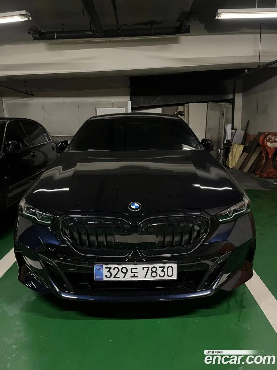 BMW 5 Series 520i M 2025 — photo 1, buy with delivery to Moscow