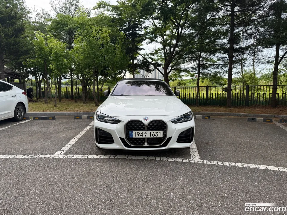 BMW 4 Series M440i xDrive 2023 — thumbnail 3