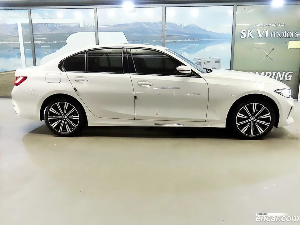 BMW 3 Series 320d 2025 — thumbnail 3