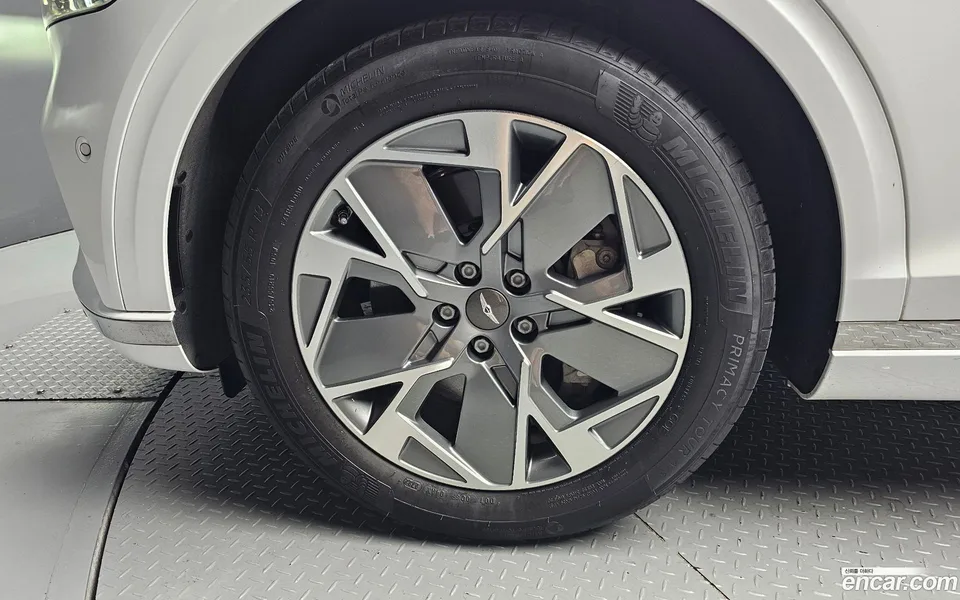 Genesis Electrified GV70 e-AWD 2022 — thumbnail 2