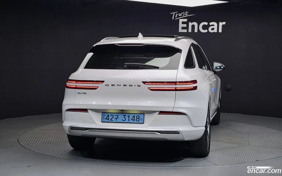 Genesis Electrified GV70 e-AWD 2022 — thumbnail 4