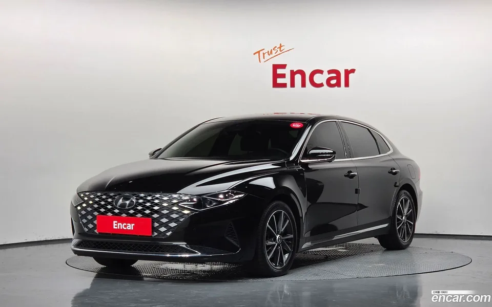 Hyundai Grandeur IG 2.5 2022 — photo 1, buy with delivery to Moscow