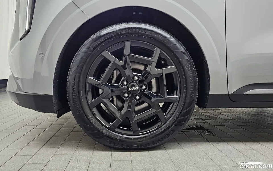 Kia Carnival 9 2025 — thumbnail 5