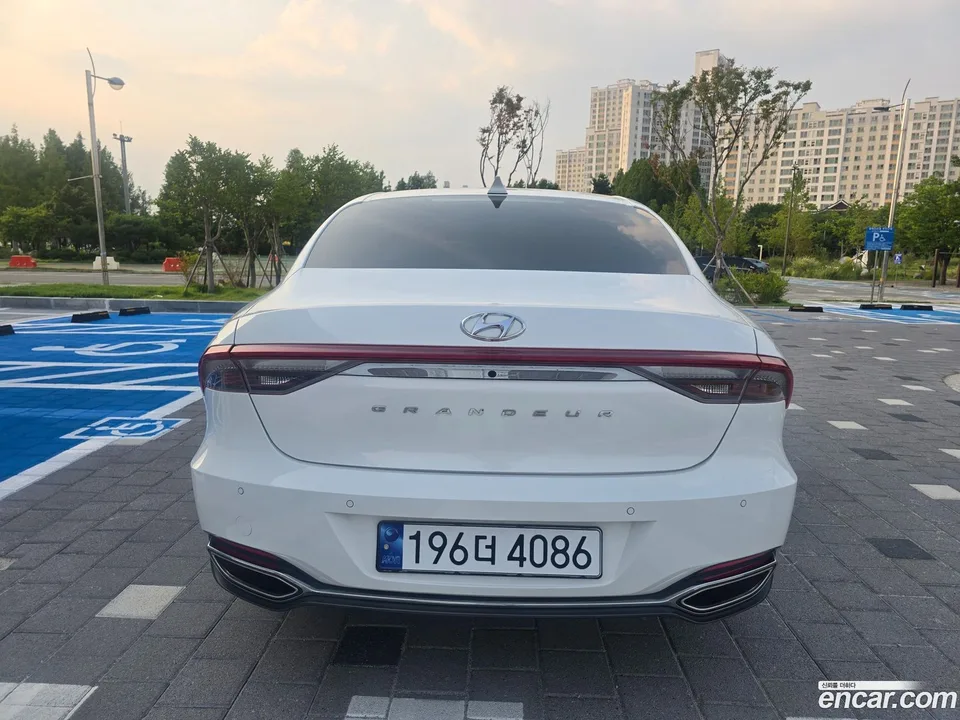 Hyundai Grandeur IG 2.5 2022 — thumbnail 4