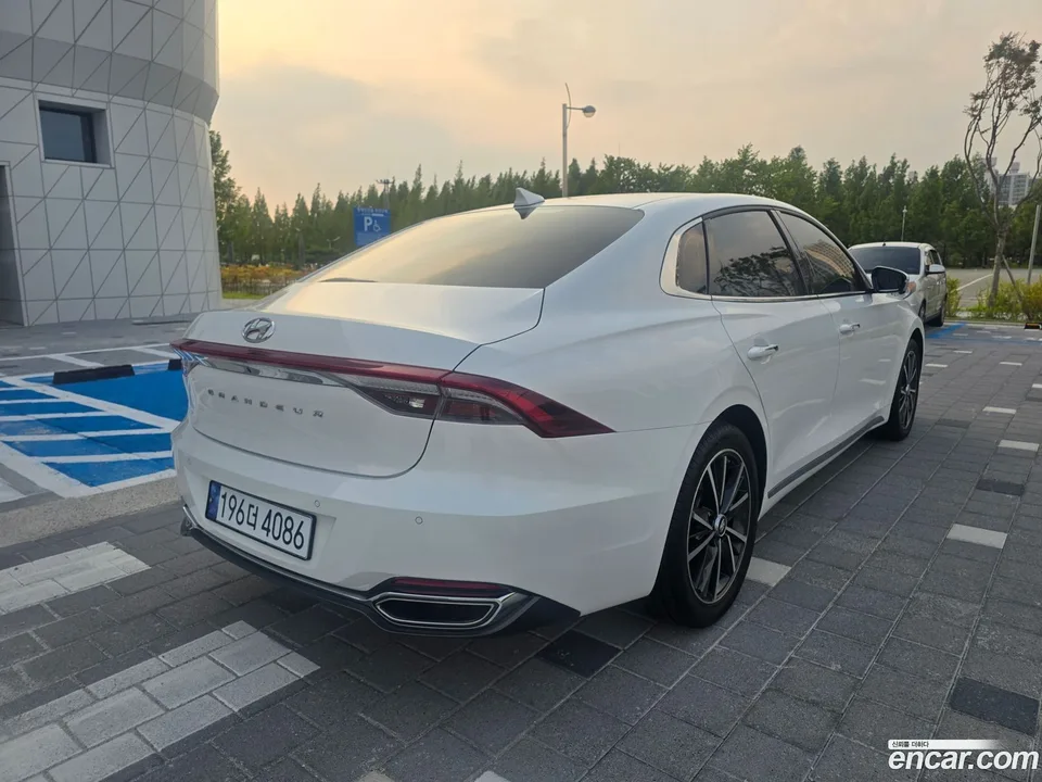 Hyundai Grandeur IG 2.5 2022 — thumbnail 5