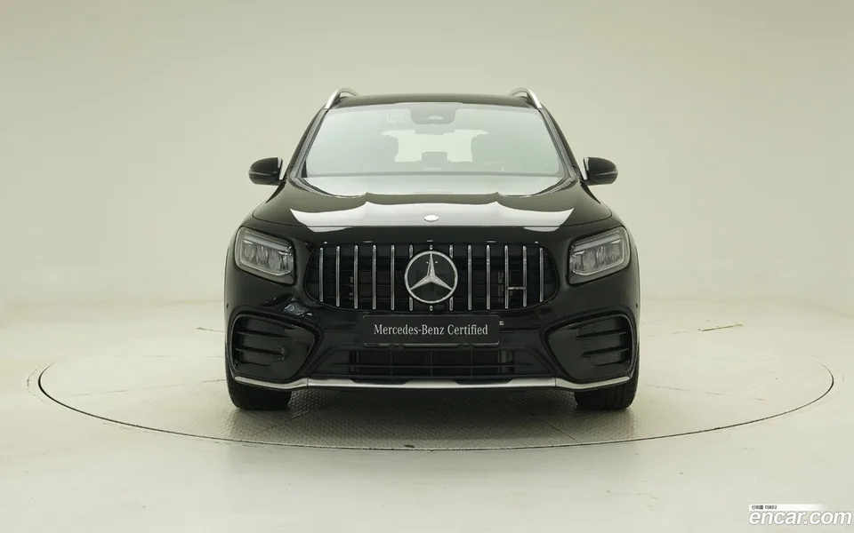 Mercedes-Benz GLB-Class AMG GLB35 4MATIC 2025 — thumbnail 3