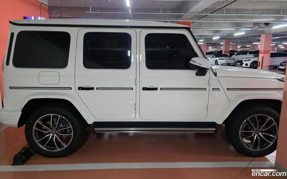 Mercedes-Benz G-Class G450d 2026 — thumbnail 4