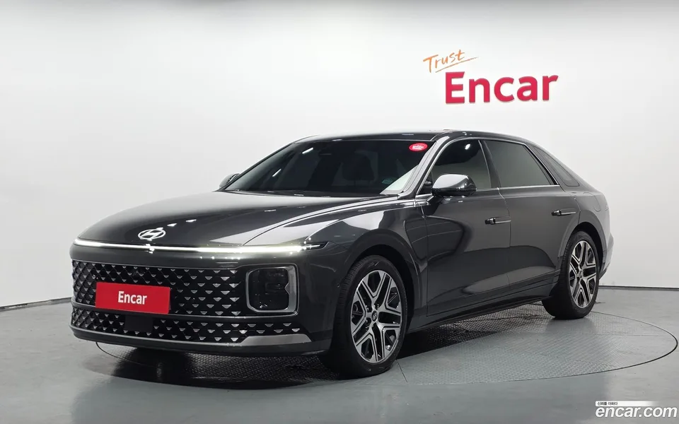Hyundai Grandeur Hybrid 2024 — photo 1, buy with delivery to Moscow