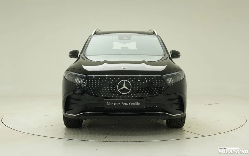 Mercedes-Benz EQB EQB300 4MATIC AMG 2025 — миниатюра 3