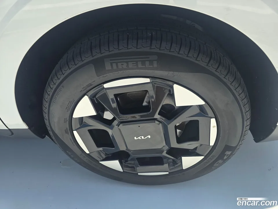Kia Carnival HEV 9 2024 — thumbnail 2