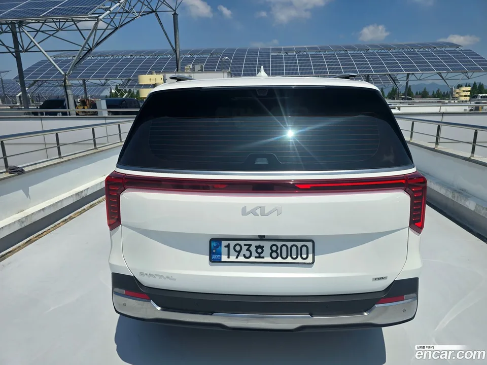 Kia Carnival HEV 9 2024 — thumbnail 4