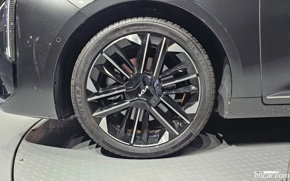 Kia K8 2.5 2WD 2024 — thumbnail 2