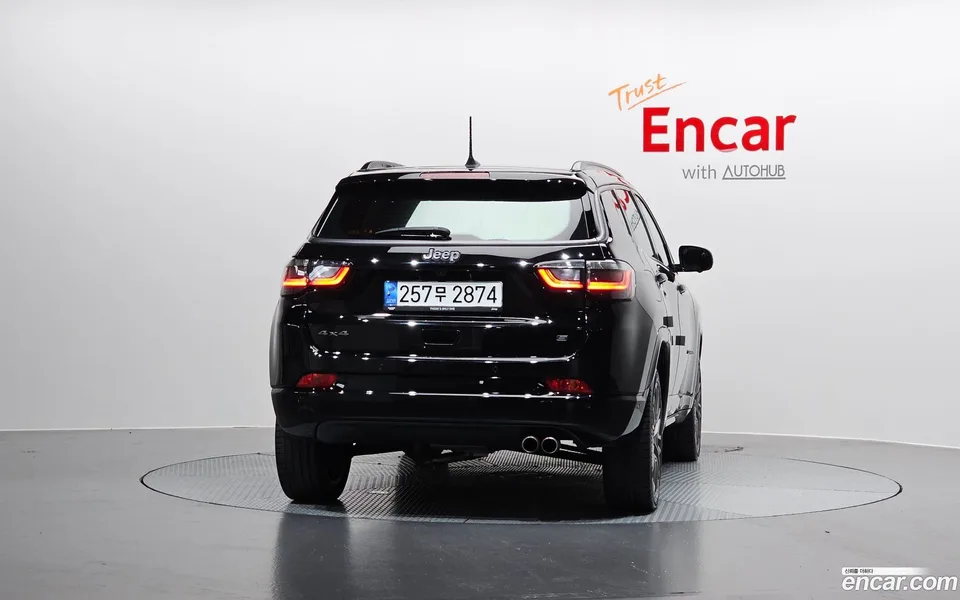 Jeep Compass S 2.4 AWD 2022 — миниатюра 4