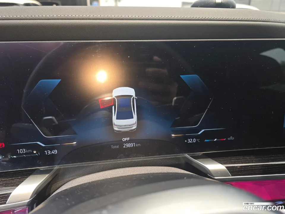 BMW 7 Series 740i xDrive M 2025 — thumbnail 2