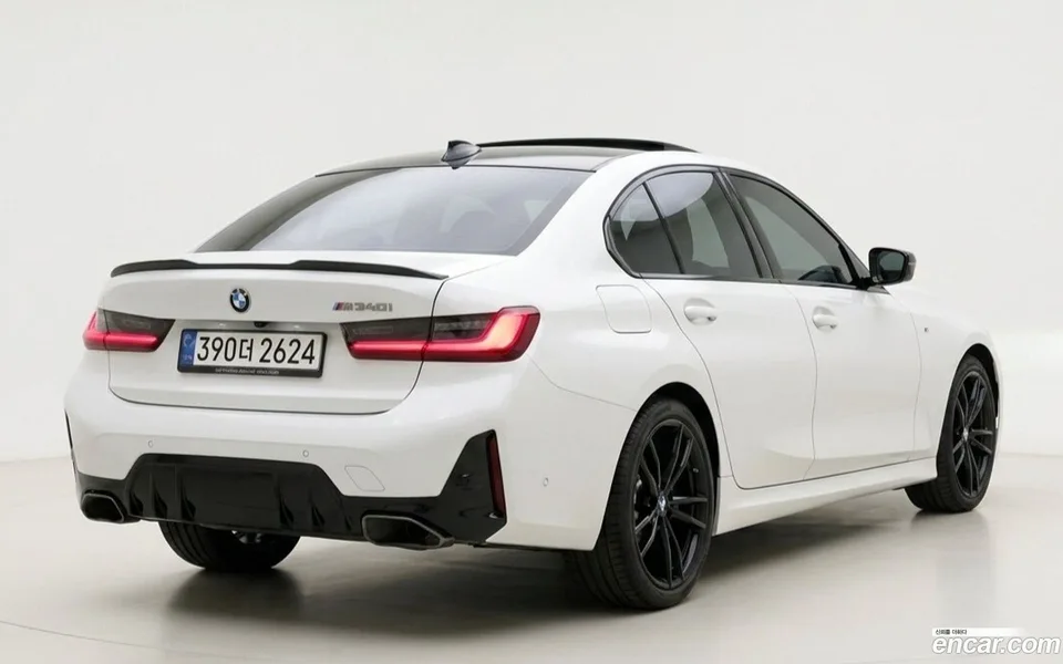 BMW 3 Series M340i 2025 — thumbnail 4
