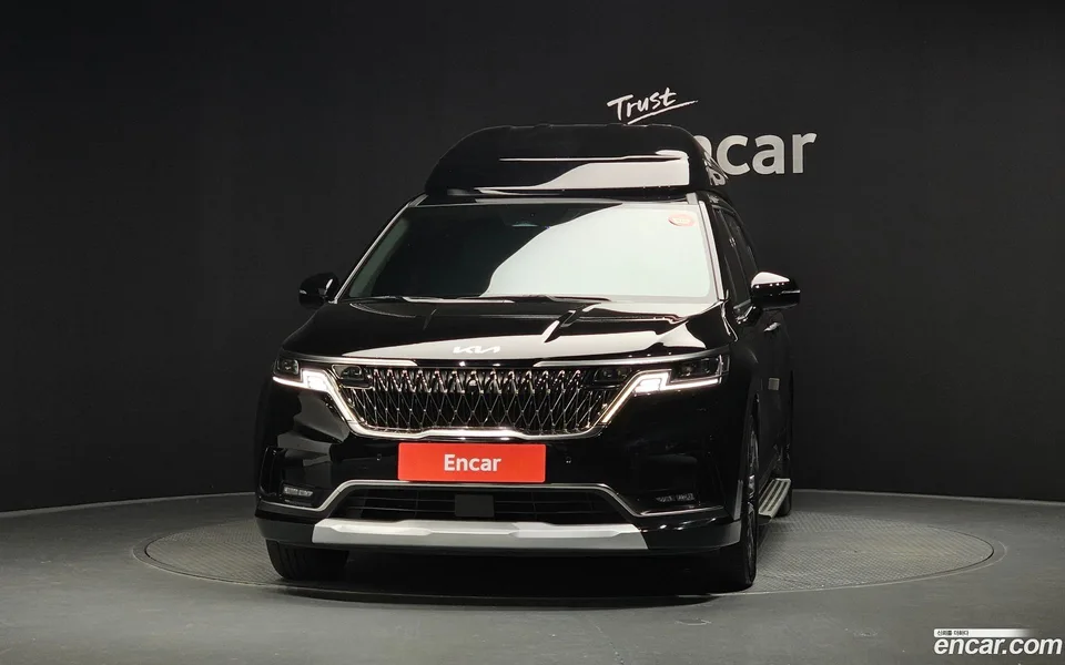 Kia Carnival 7 2022 — thumbnail 3
